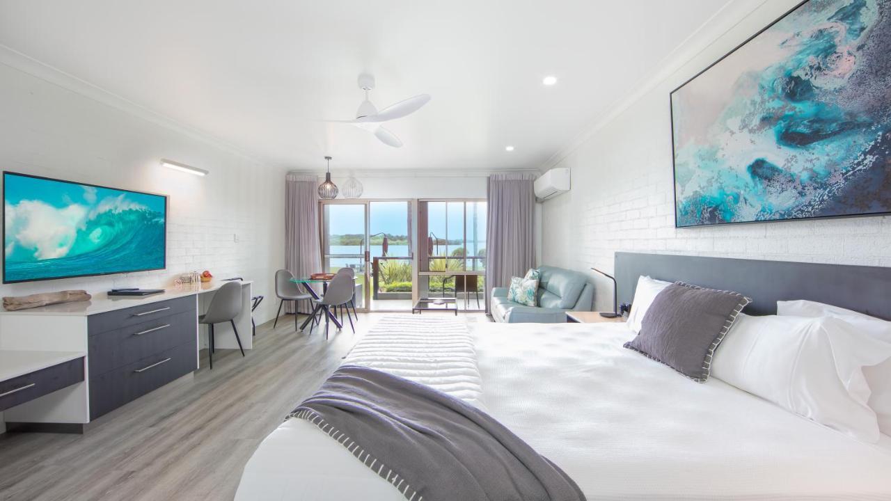 Moby Dick Waterfront Resort Motel Yamba Exterior foto