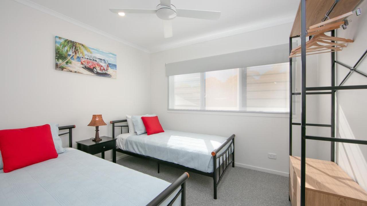 Moby Dick Waterfront Resort Motel Yamba Exterior foto