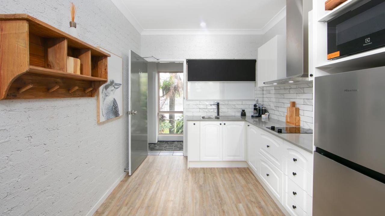 Moby Dick Waterfront Resort Motel Yamba Exterior foto