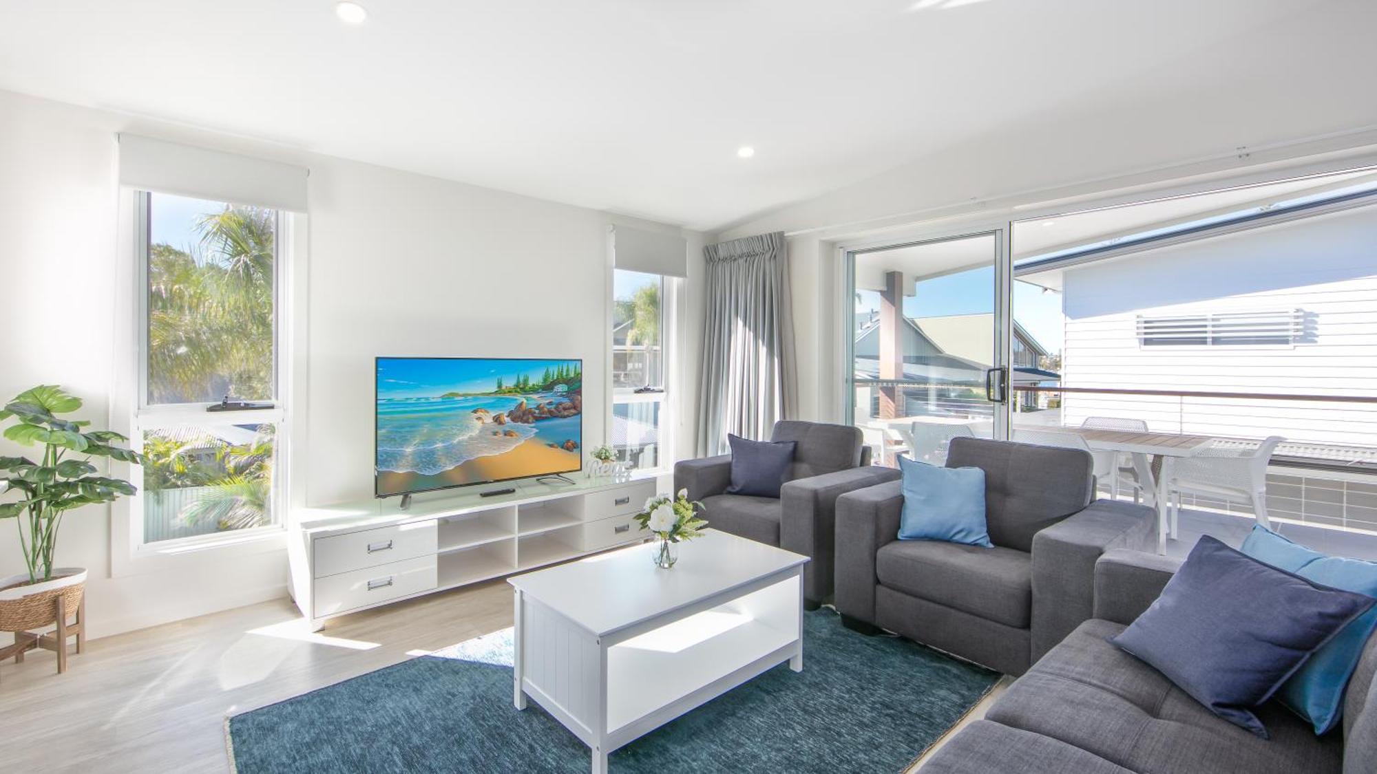 Moby Dick Waterfront Resort Motel Yamba Exterior foto