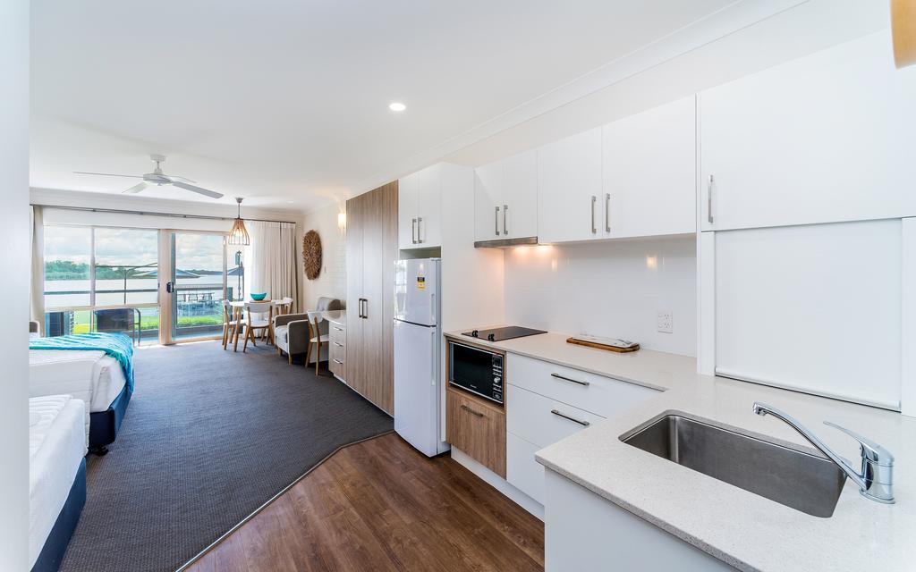 Moby Dick Waterfront Resort Motel Yamba Exterior foto